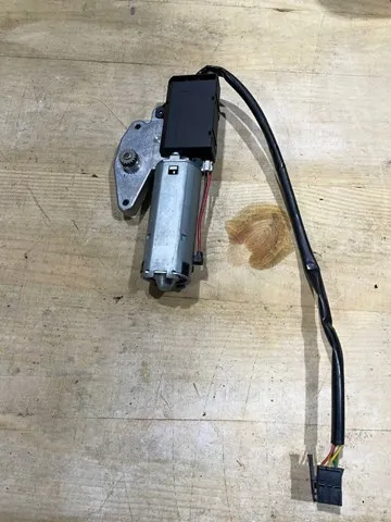  7L0959591 Porsche