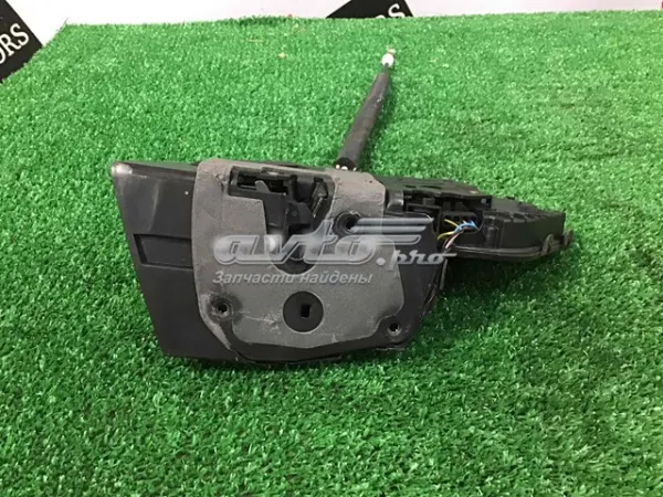 Замок передньої лівої двері LR063615 Land Rover