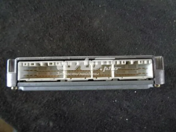 Електронний блок керування двигуном 8966160750 Toyota