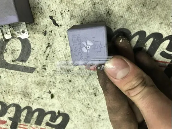  12V50A03525 Renault (RVI)