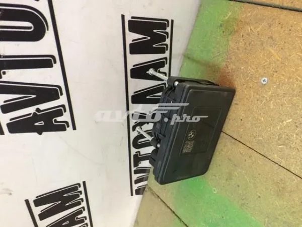  6877106 BMW