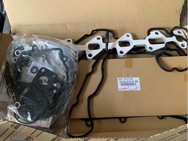 Комплект прокладок 0411151051 Toyota