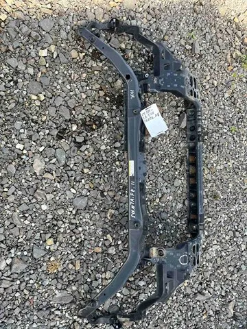 Рамка радіатора 641012B5XX Hyundai/Kia