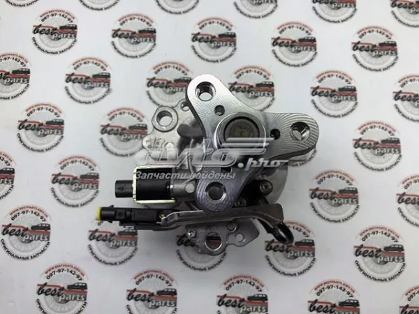 Помпа LR121418 Land Rover