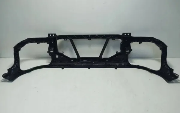 Рамка радіатора LR080296 Land Rover