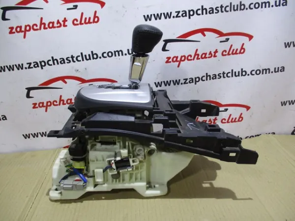  2400A261 Mitsubishi