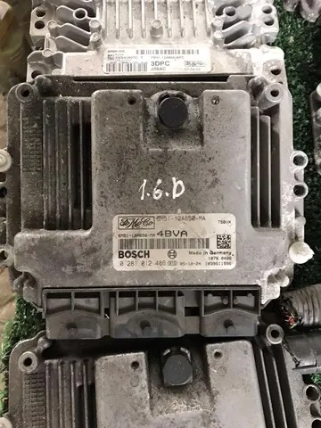  0281012486 Ford