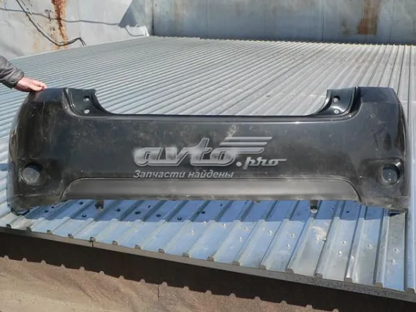 Задній бампер 5215912939 Toyota