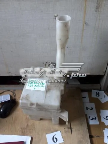 Бачок омивача 986102G000 Hyundai/Kia