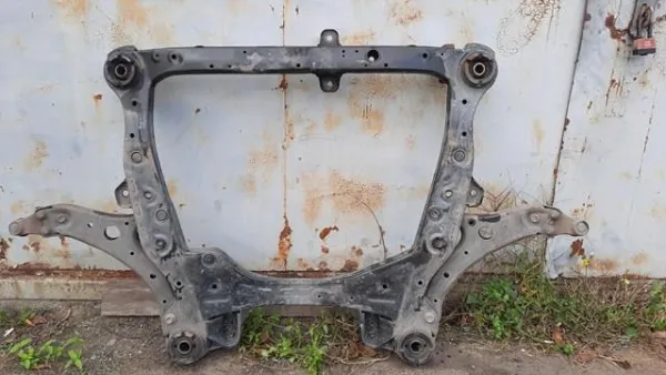 Балка передньої підвіски (підрамник), передня 5110007030 Toyota