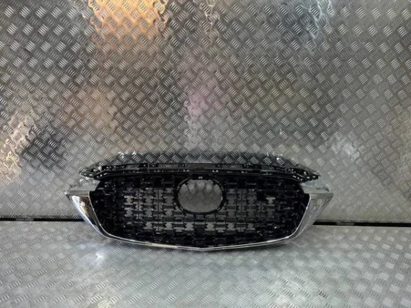 Решітка переднього бампера KSD550710A Mazda