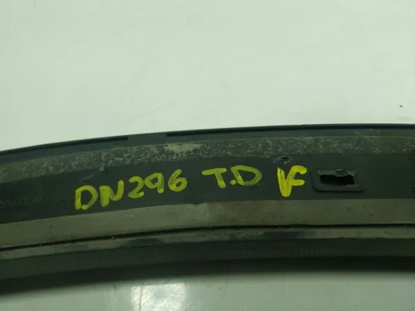 Розширювач заднього крила, правий A1568851200 Mercedes