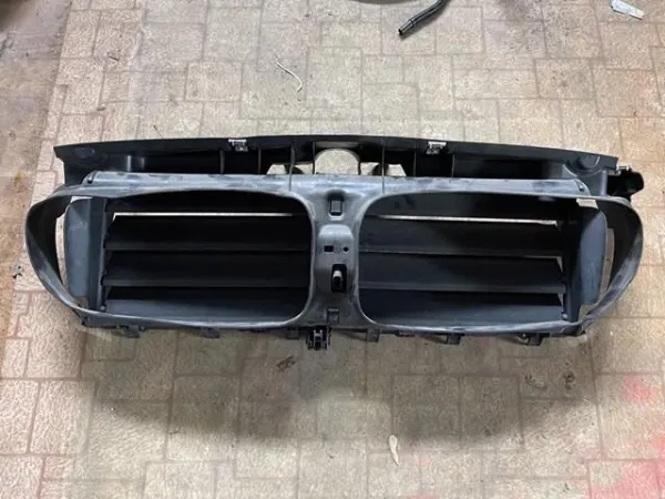  733289305 BMW