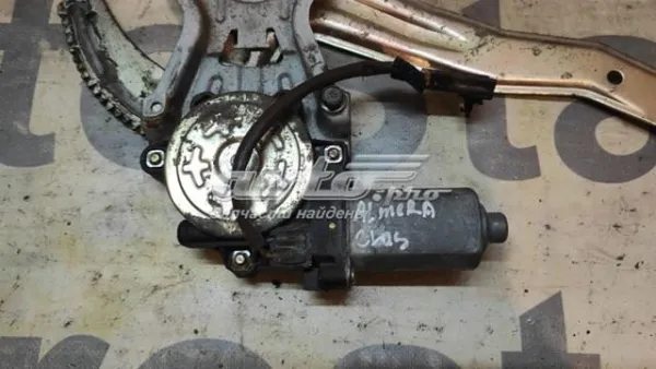 Двигун стеклопод'емника двері задньої, правої 8275295F0A Nissan/Infiniti