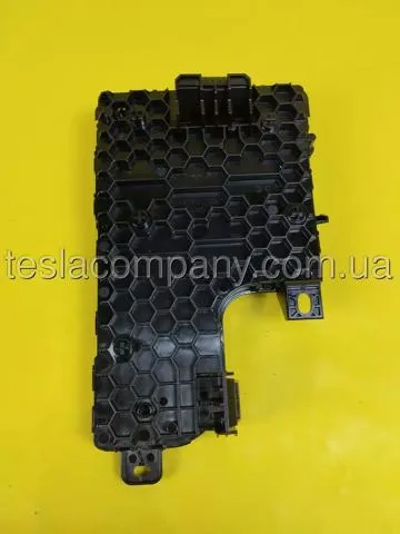 Блок комфорту Tesla Model Y 