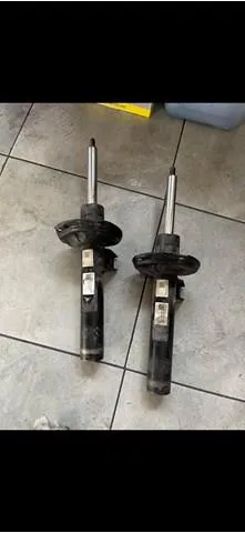 Амортизатор передній 5QF413031AF VAG