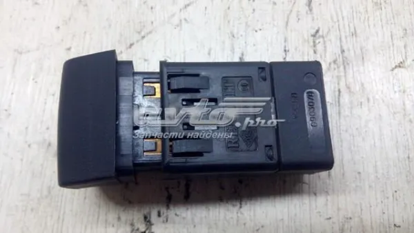 Кнопка аварійки 6001546149 Renault (RVI)