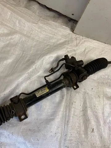 Рульова рейка BF6932110C Mazda