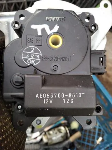  637008610 Toyota