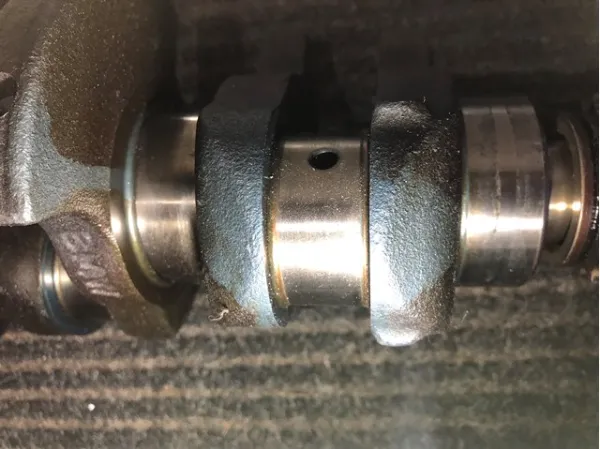  1437581 BMW