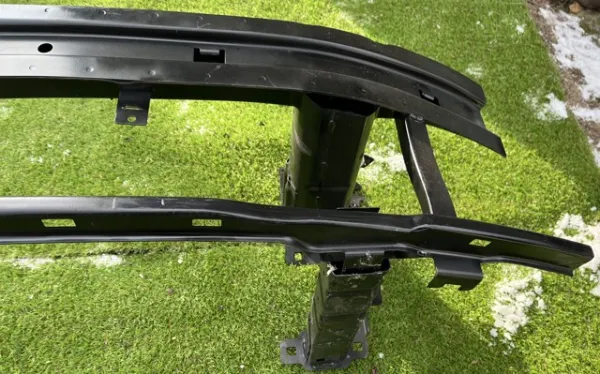 Підсилювач бампера переднього 12G807109B VAG