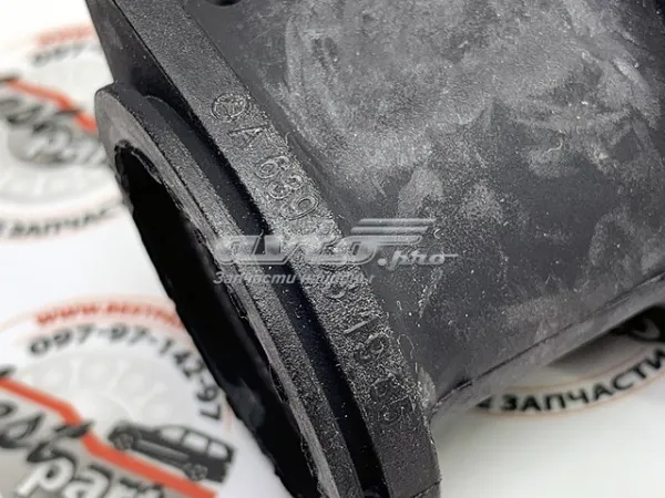 Втулка переднього стабілізатора A6393231985 Mercedes