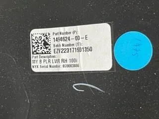 Обшивка стійки кузова внутрішньої, середня нижня права 149462400E Tesla