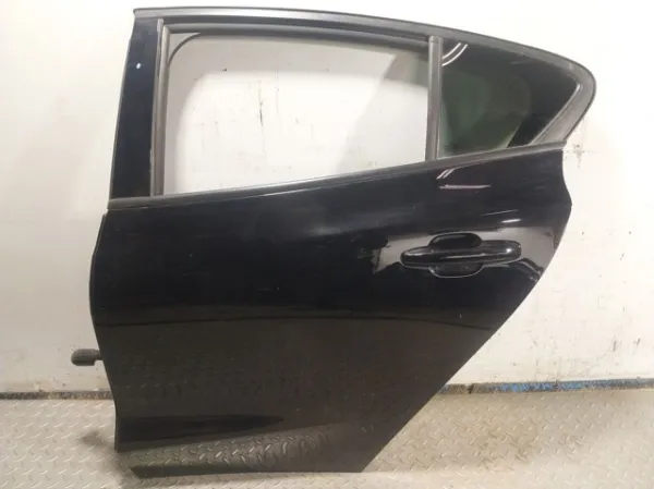 Купити Двері задні, ліві Ford Focus IV HN