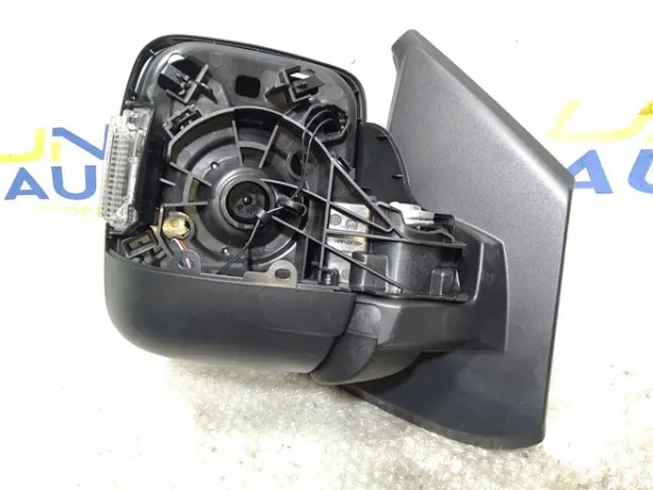 Дзеркало праве 963012879R Renault (RVI)