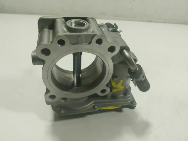 Дросільна заслінка 261000E040 Toyota