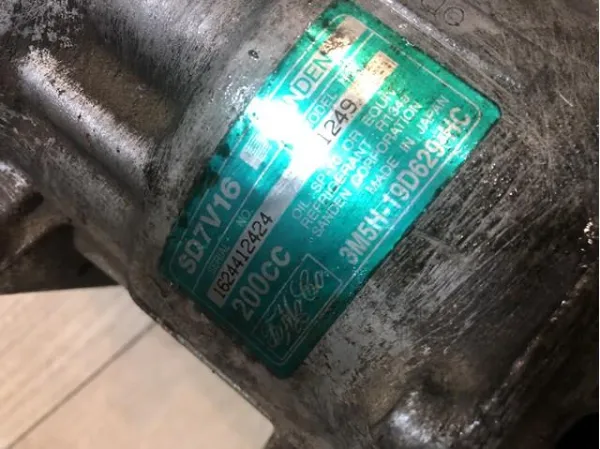 Купити 1745000 Ford Компресор кліматичної установки