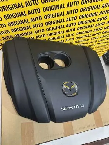 Кришка двигуна декоративна PX01102F0A Mazda
