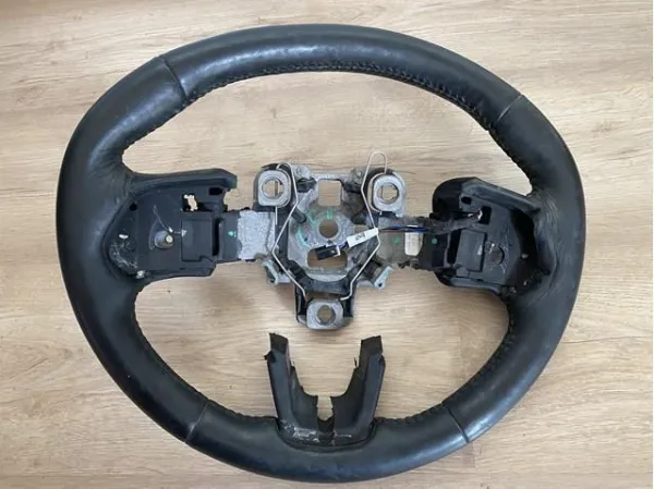  5YM98PS4AE Chrysler
