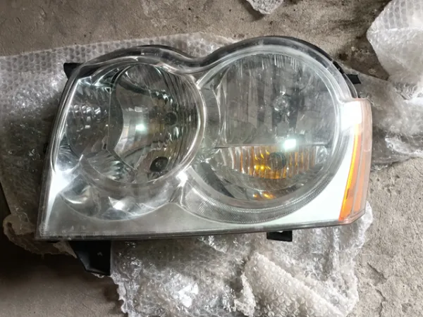 Фара ліва 55156671AK Chrysler