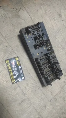  443941822B VAG