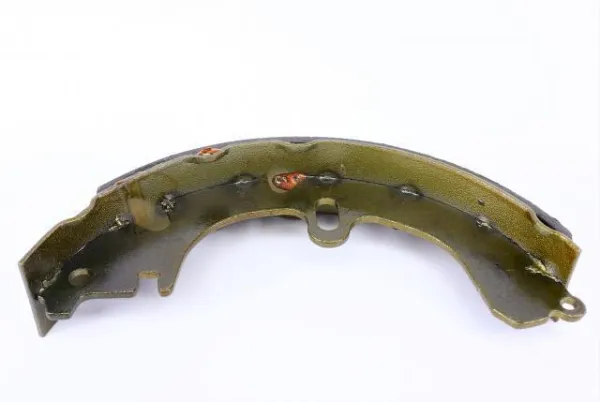 Колодки гальмові задні, барабанні K637 Kampol