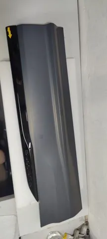 Молдинг задніх правих дверей 4M0853970PGRU VAG