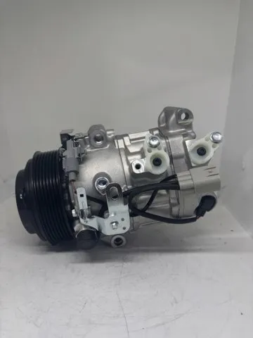 Компресор кондиціонера 8832030730 Toyota