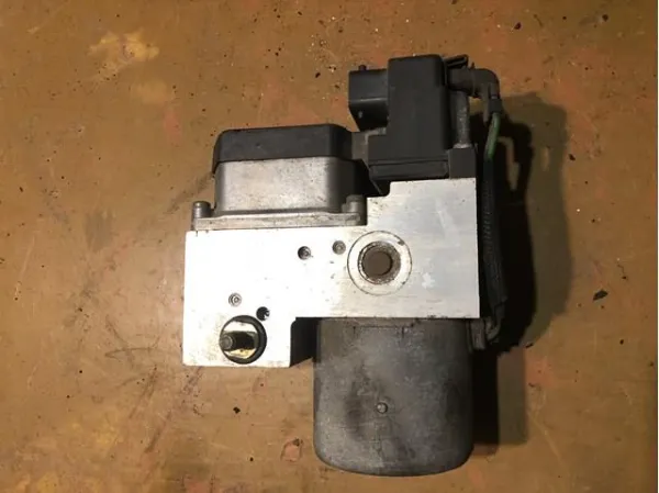 Модуль керування (ЕБУ) АБС (ABS) 24432510 General Motors