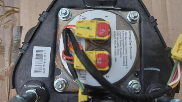 Подушка безпеки, водійська, AIRBAG 150834700C Tesla
