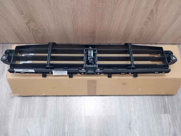 Жалюзі радіатора охолодження 95B121257HY Porsche