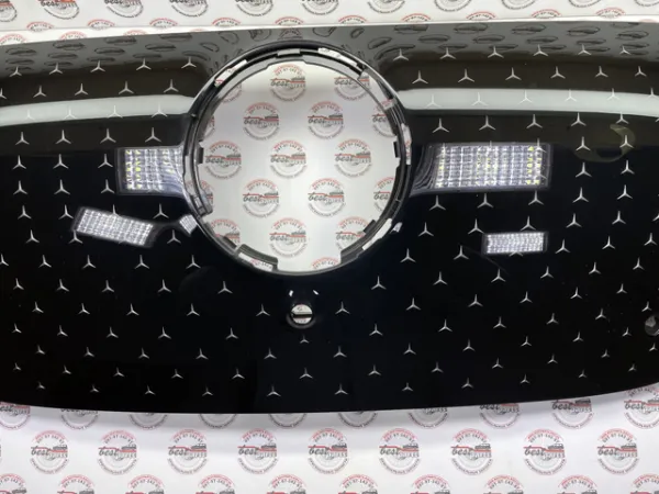 Решітка радіатора A2968809400 Mercedes