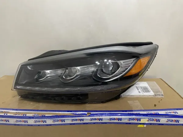 Фара ліва 92101C6610 Hyundai/Kia