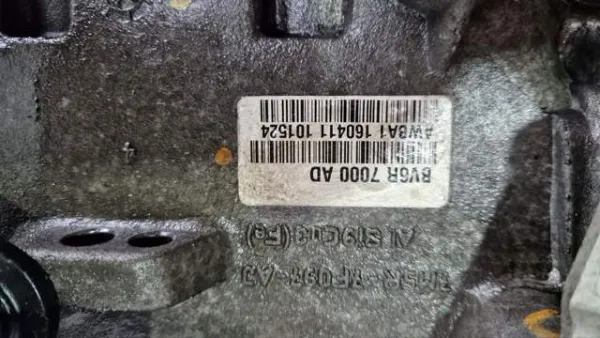  AV9R7000CB Ford