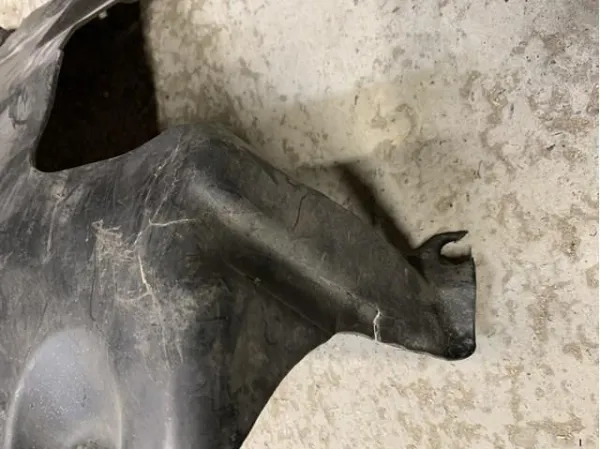 Захист двигуна 7P0825285 VAG
