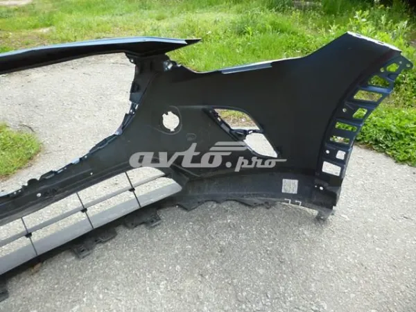 Передній бампер DK8A50031 Mazda