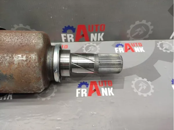 Ліва піввісь 391017007R Renault (RVI)