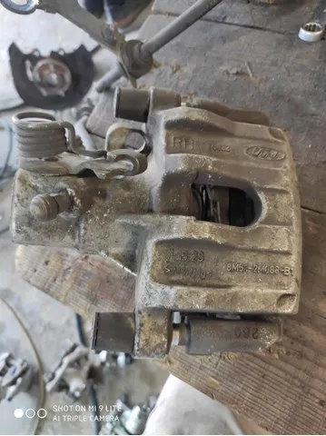  8M512M088B1 Ford