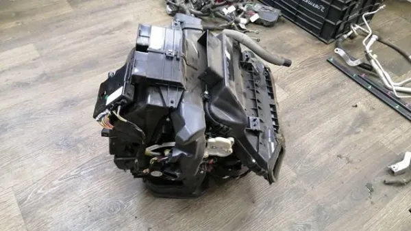  272104EA8B Nissan/Infiniti