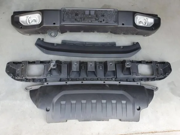 Передній бампер 6QA28RXFAB Chrysler
